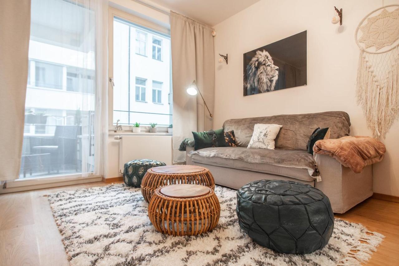 Apartment With Balcony Prága Kültér fotó