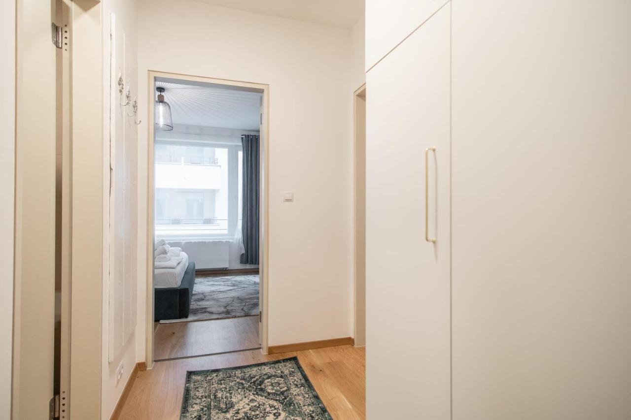 Apartment With Balcony Prága Kültér fotó